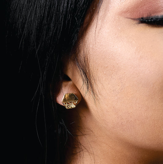 Arete duo hexagonal en oro de 18 kilates